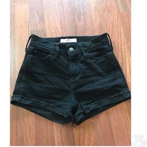 All black high waisted jeans