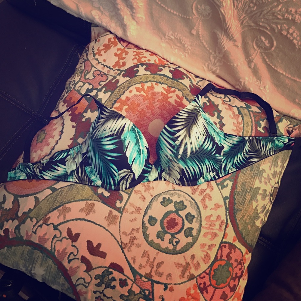 Victoria Secret Push up bra