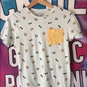 Sunglasses and shorts print pocket tee