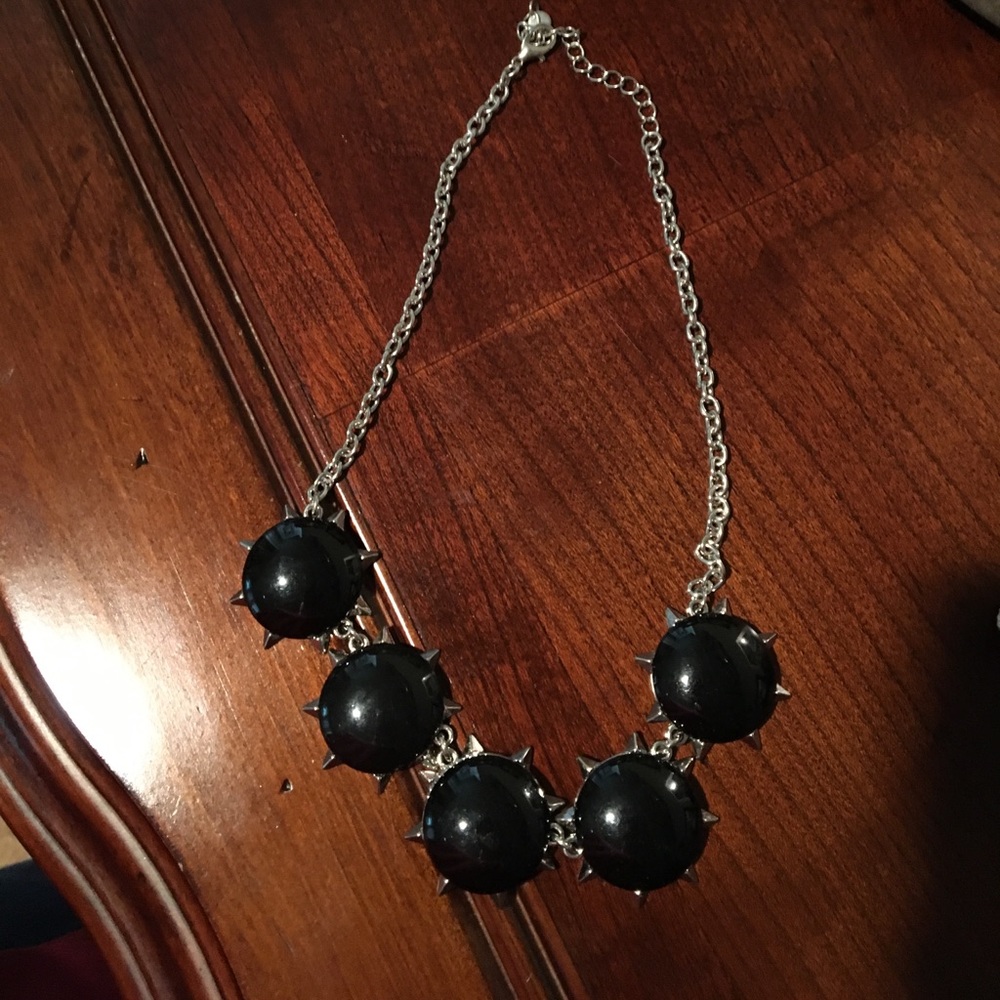 Statement necklace