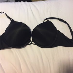 Black Victoria's Secret bombshell bra