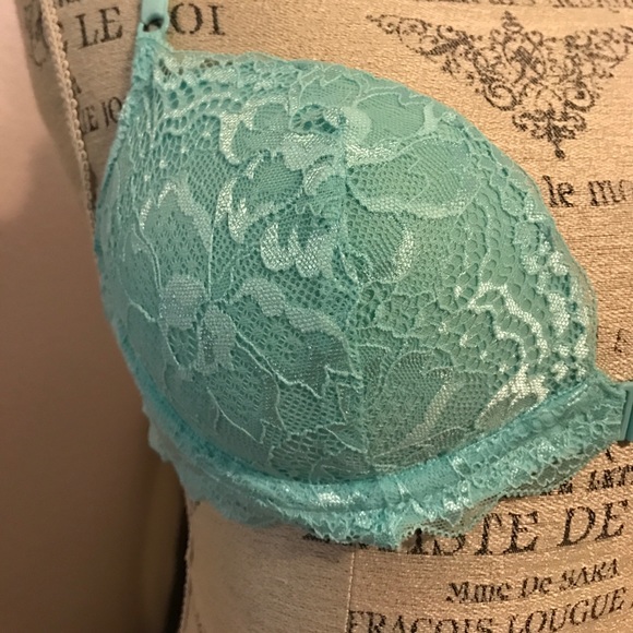 VS PINK LACE BRA - Picture 2 of 4