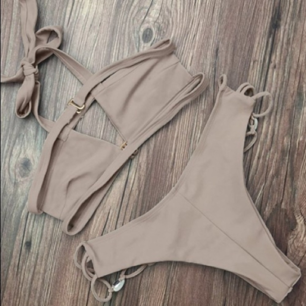 Bathing suit