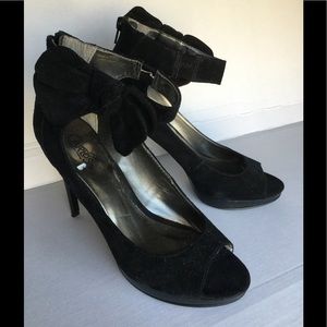 Carlos Santana Heels