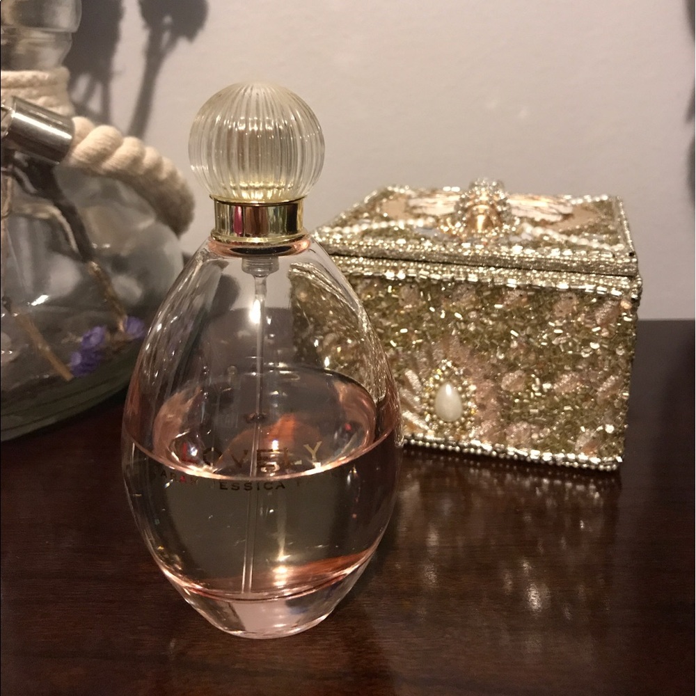 Lovely Eai de parfum  Sarah Jessica Parker