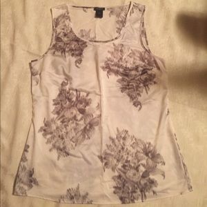 Flowered blouse size M