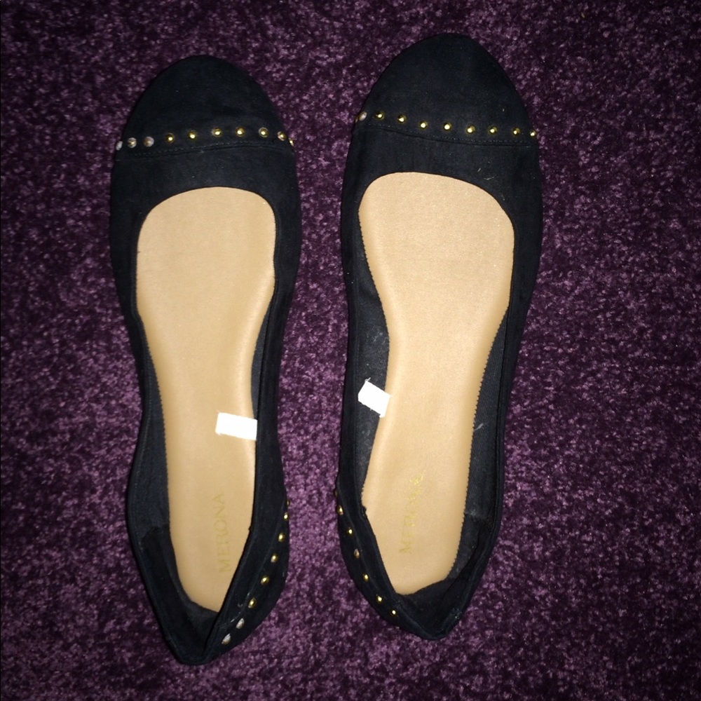 Black flats