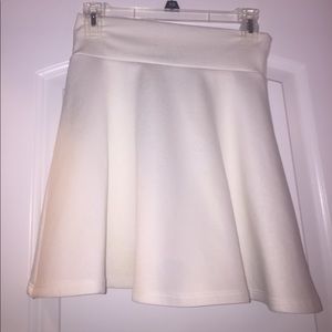 White floral pattern skirt never worn