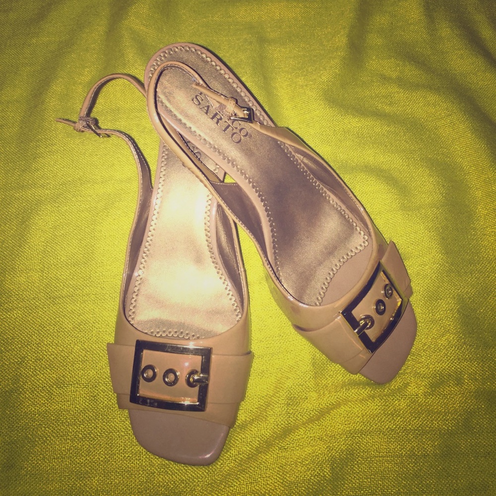 Franco Sarto nude patent leather heel Sz 9.5
