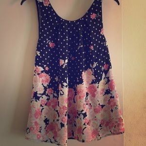 Printed Sleeveless blouse