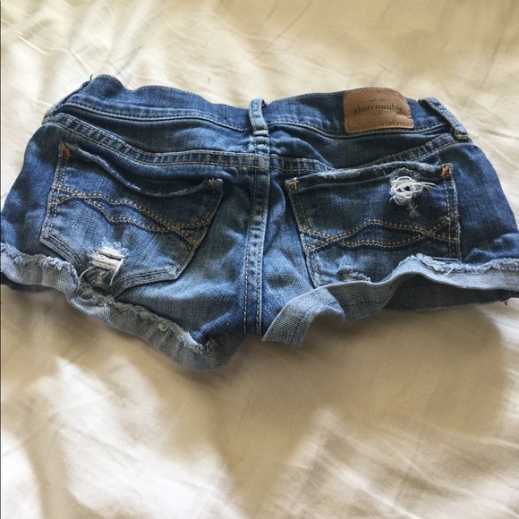 Shorts - Picture 2 of 2