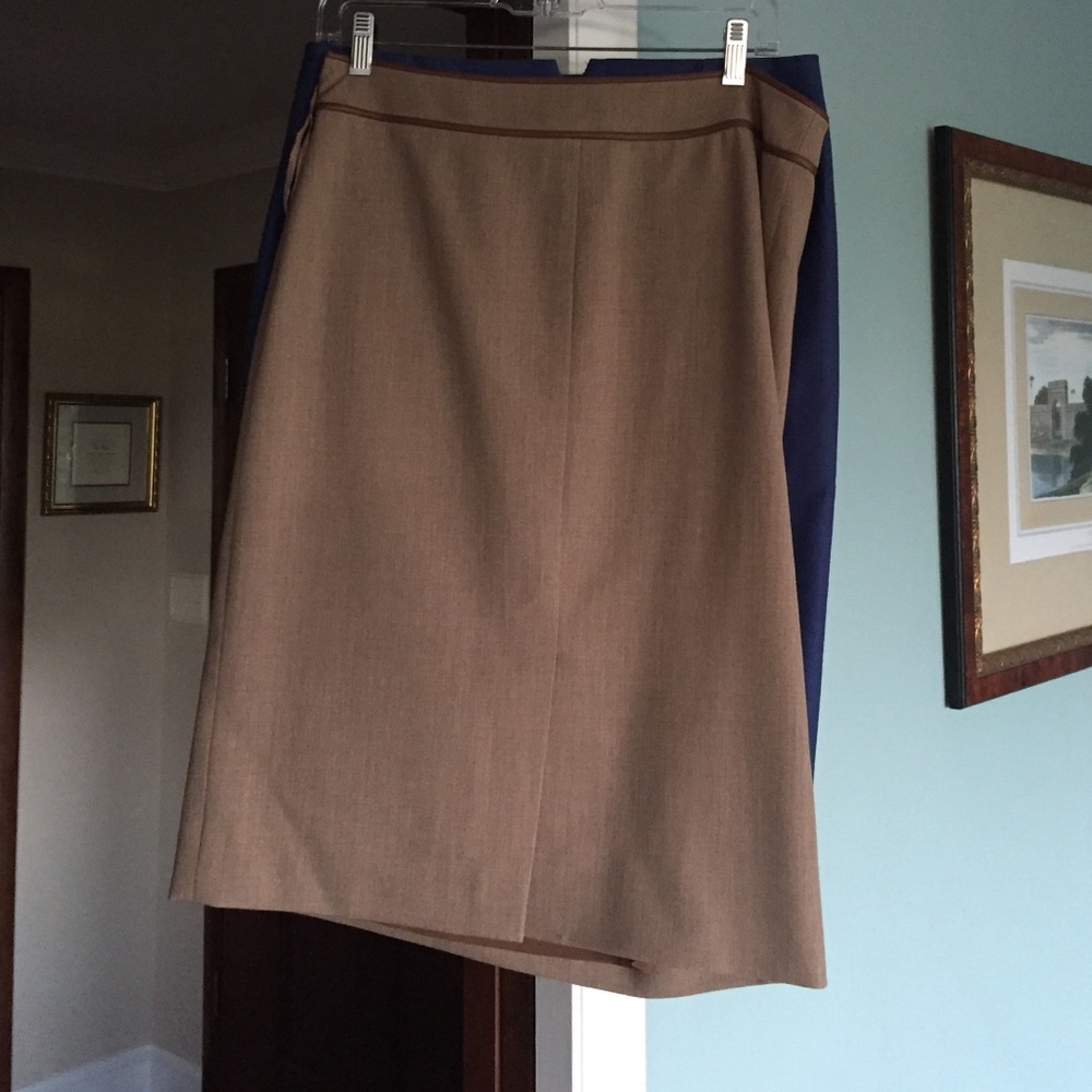 Worth skirt