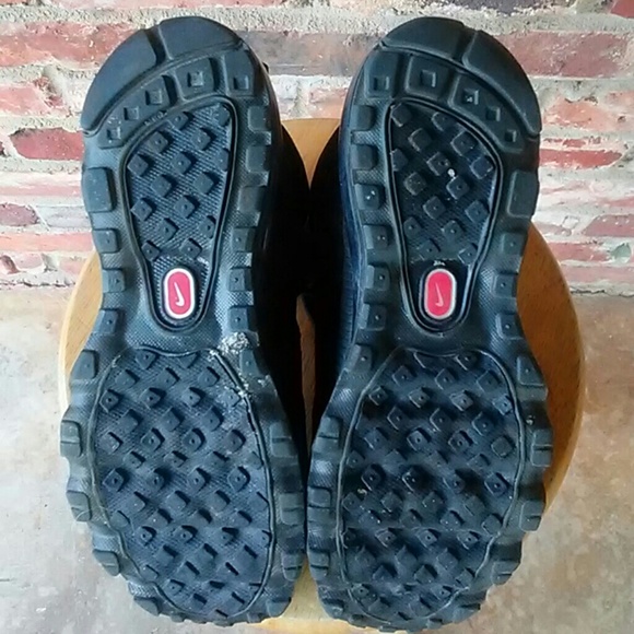 Shoes - Picture 3 of 4