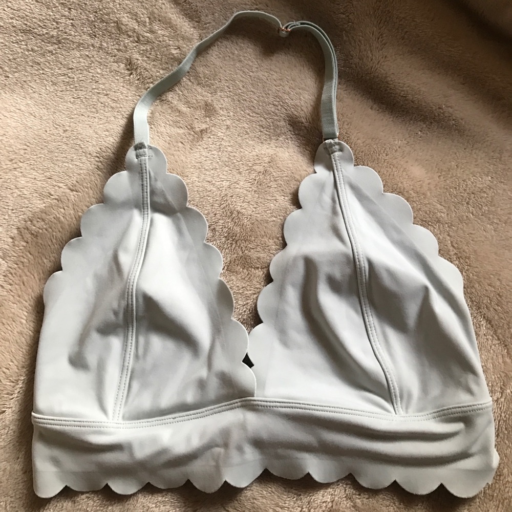 URBAN OUTFITTERS HALTER BRALETTE