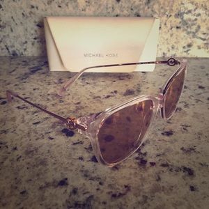 Michael Kors Sunglasses w/case
