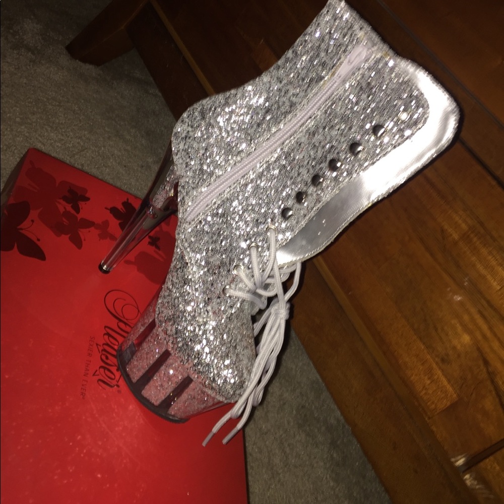 PLEASER 💖 BOOTIES