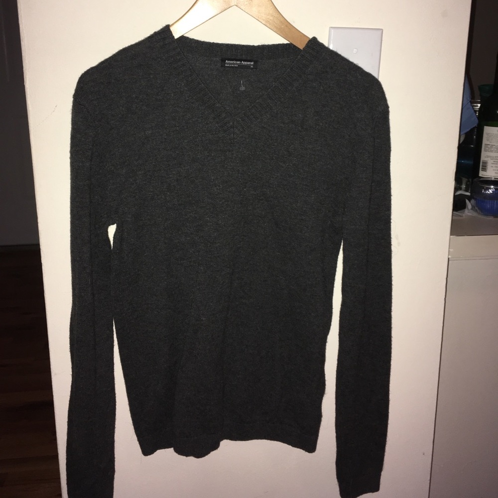 American apparel v sweater