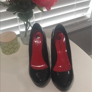 Black Glossy Stilettos