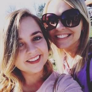 Meet your Posher, Leah