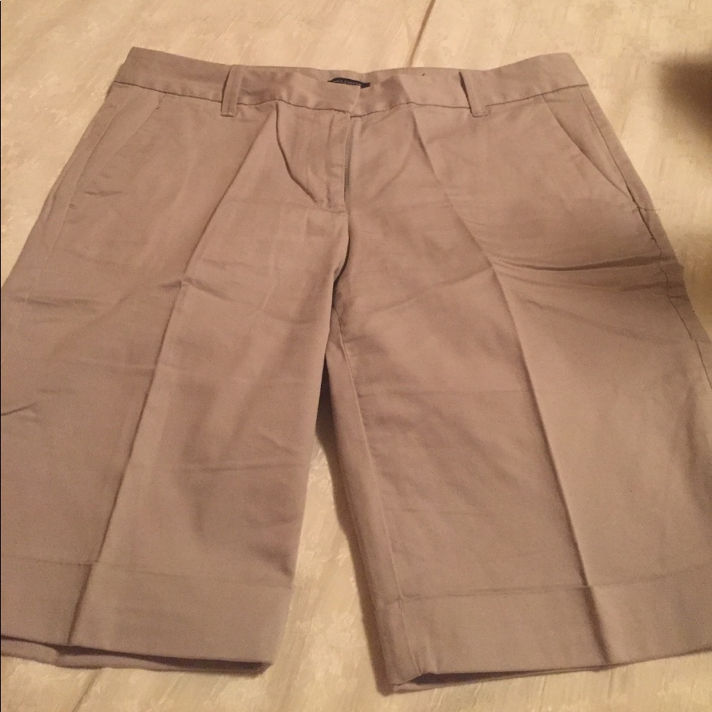 Ann Taylor walking short