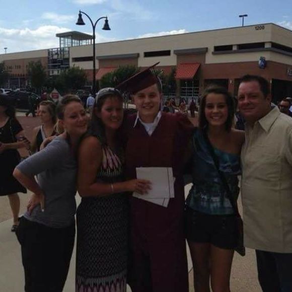 Meet your Posher, Timi - Picture 1 of 1