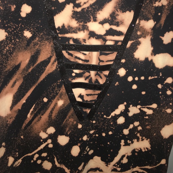 Custom distressed shirt - Picture 2 of 3