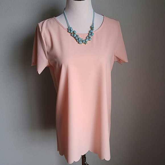 L Blush pink scalloped edge top - Picture 2 of 4