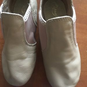 Little girls 11 1/2 m Jazz shoes