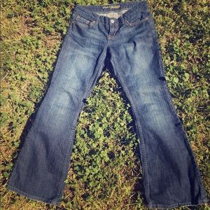 American Eagle Bell-bottom jeans throwback!