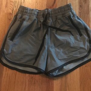 Lululemon varsity shorts grey