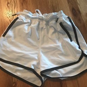 Lululemon varsity shorts white