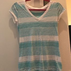 Striped v-neck t-shirt