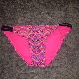 Bikini bottoms