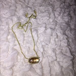 Kendra Scott necklace