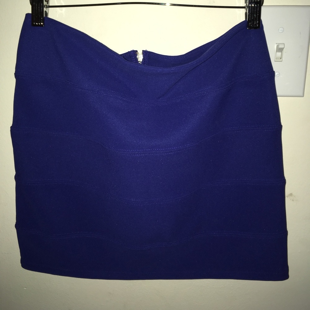 Paneled mini skirt