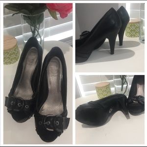 GUESS Black Heels