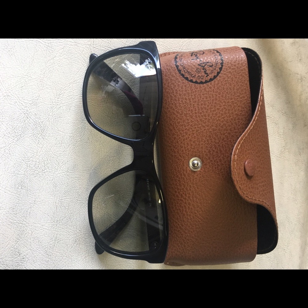 Ray-bans new with case and cloth