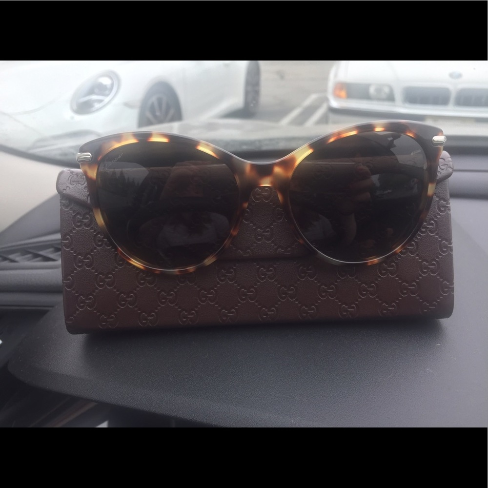 Brand new Gucci sunglasses with case