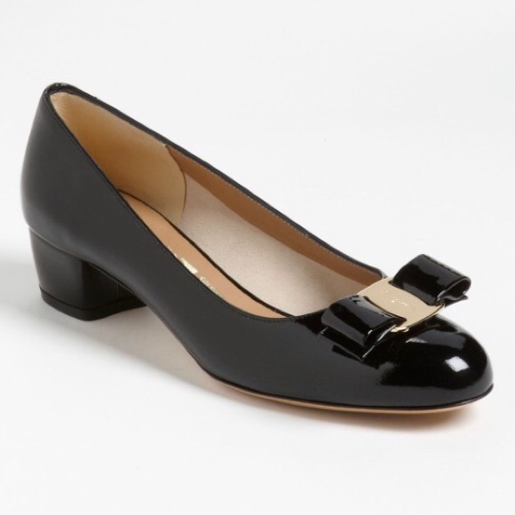 Salvatore Ferragamo Shoes - SALVATORE FERRAGAMO 'Vara' Bow Pumps