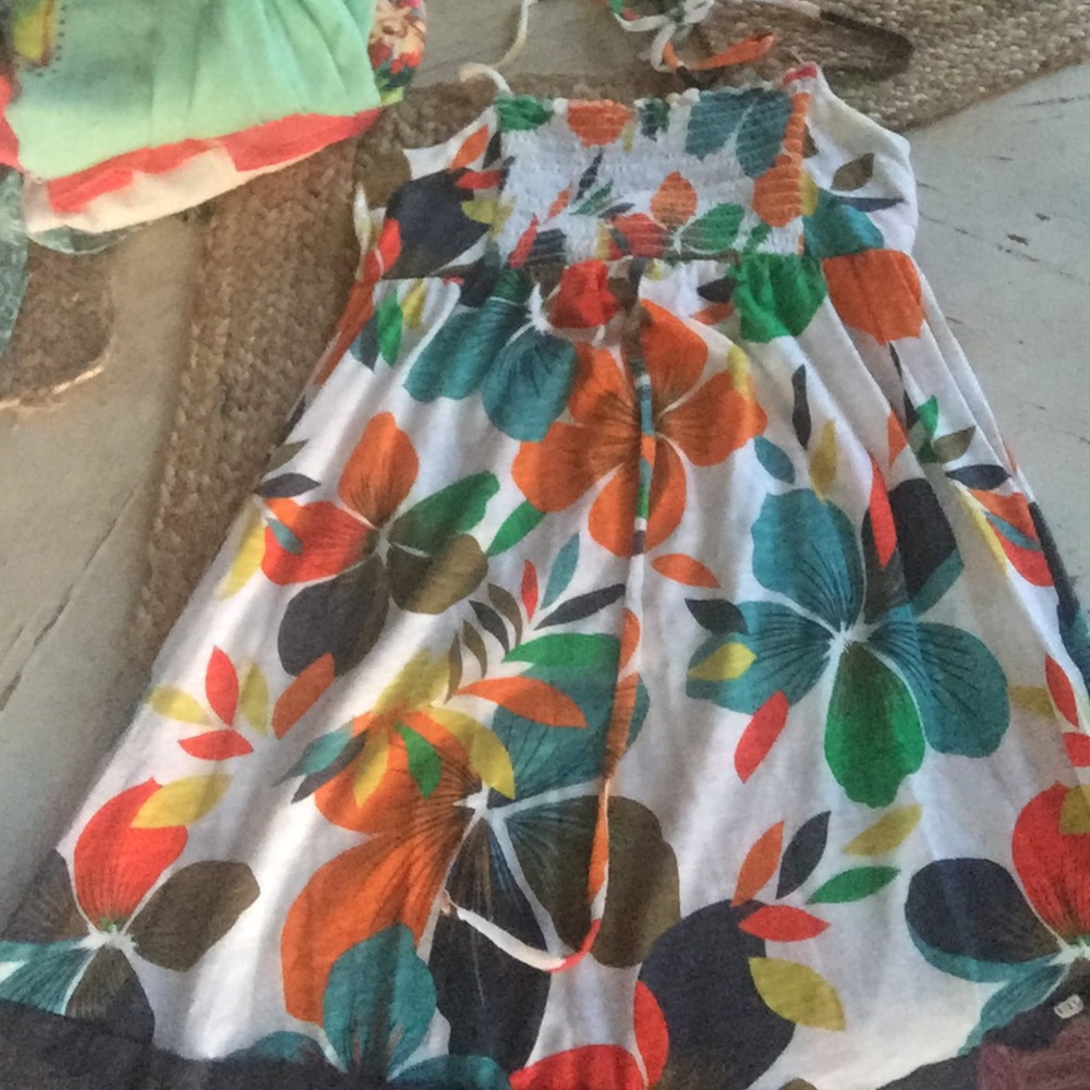 Roxy tunic