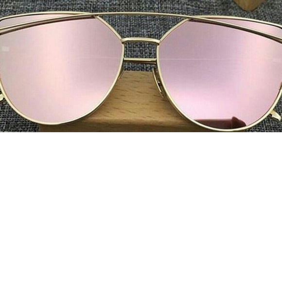 Pink Mirrored Metal Frame Cat Eye Sunglasses - Picture 6 of 6