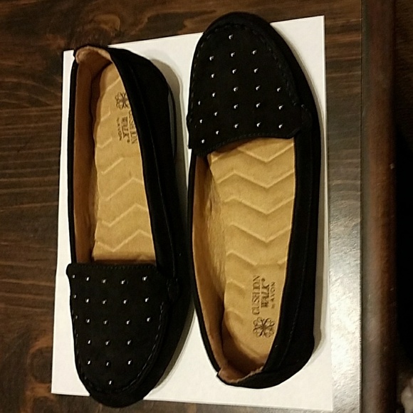 Avon Shoes Avon Cushion Walk Studded Suede Shoes Sz 8
