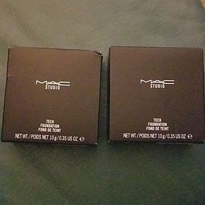NEW M.A.C studio tech foundation