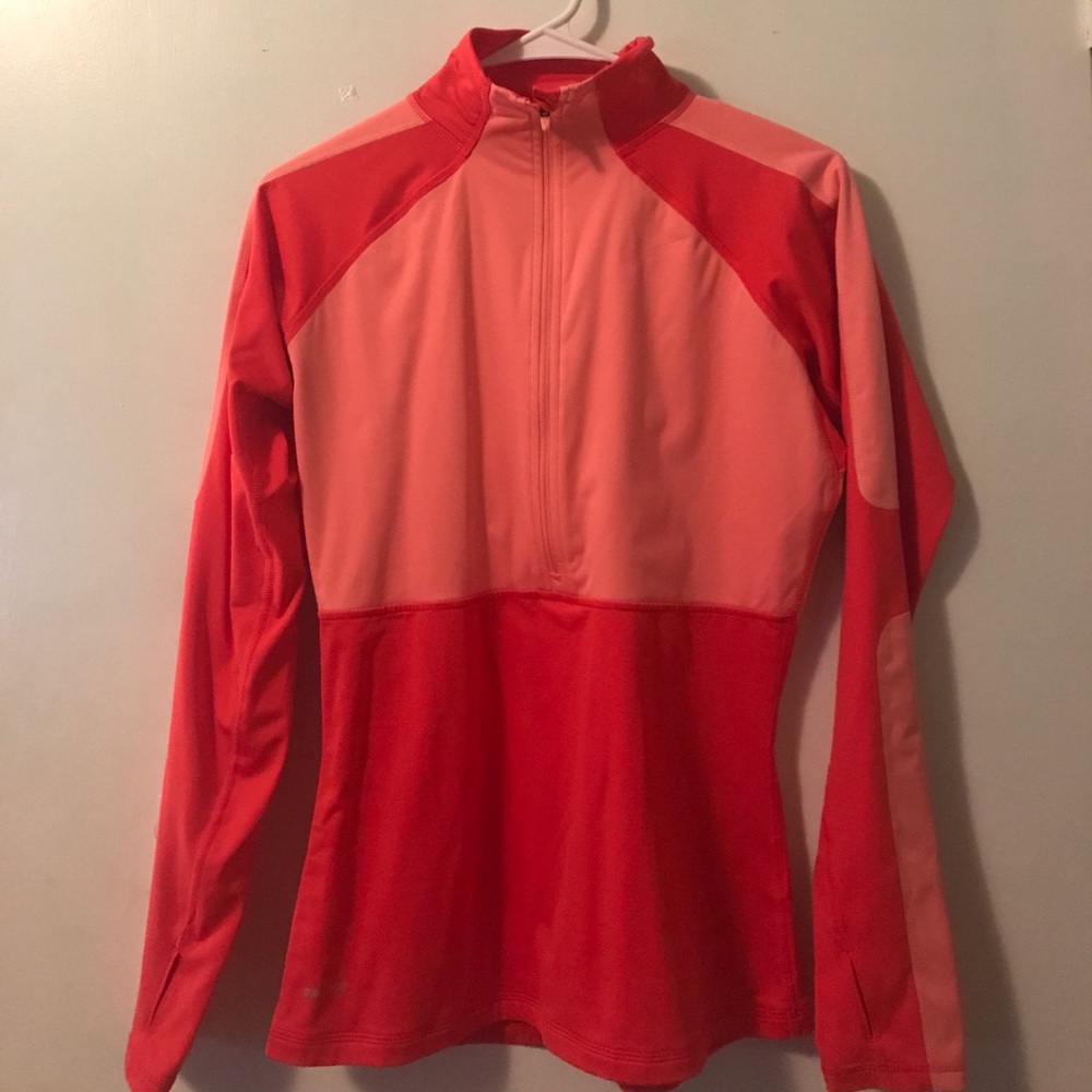 NIKE DRI FIT PULLOVER