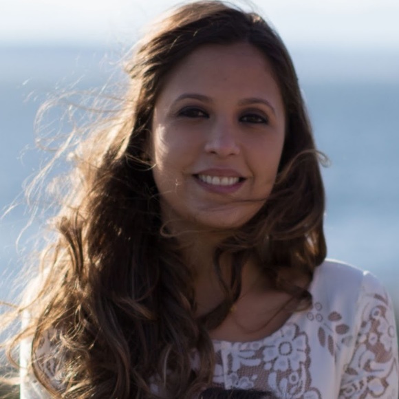 Meet your Posher, Simone - Picture 1 of 1