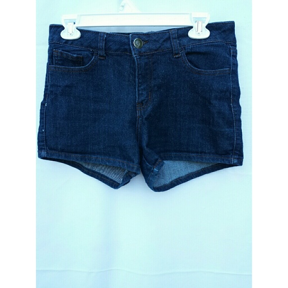 All Listings Rolled cuff hem juniors denim shorts can go from super casual to very polished. Wear them with a t-shirt or tank top for a day of hanging at the mall with your friends. Then you can go home and dress them up with a cute blouse, polo, or button down linen shirt for a fun dress casual barbeque.