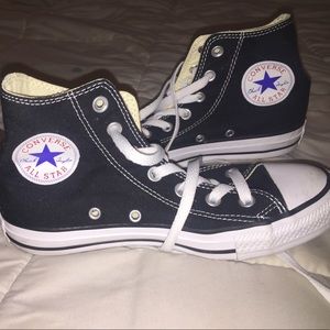 worn once high tip black converse