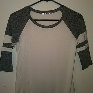 White & gray quarter sleeve