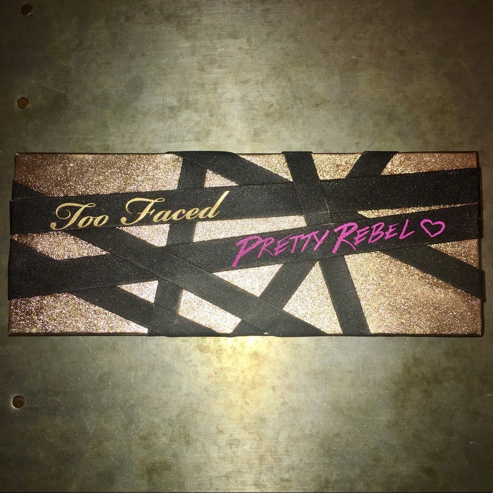 VERY RARE Too Faced Pretty Rebel palette