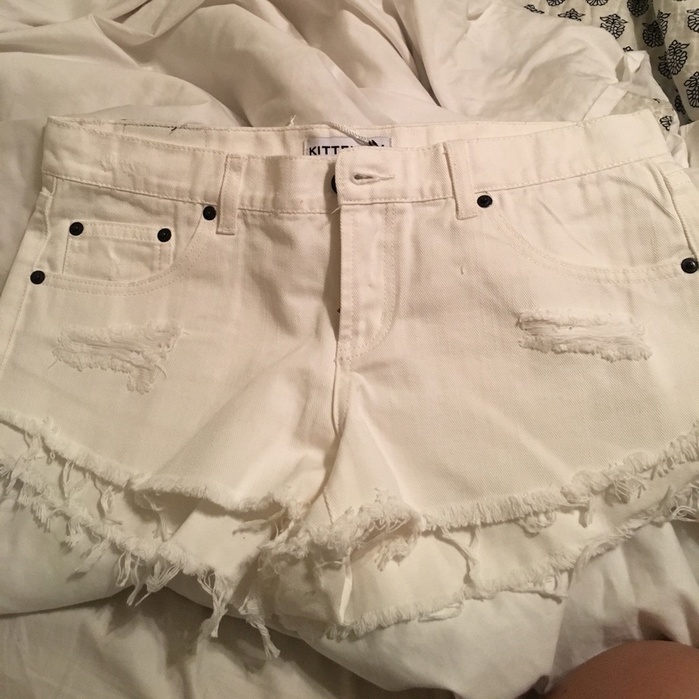 White cut off denim shorts